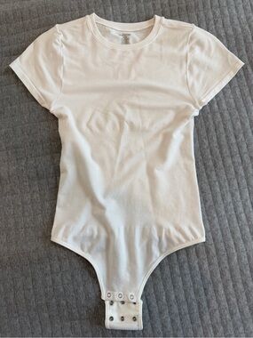 Yummie Crewneck Short-Sleeve Bodysuit